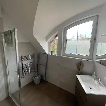 Kuenszler Apartmanhaz 아파트